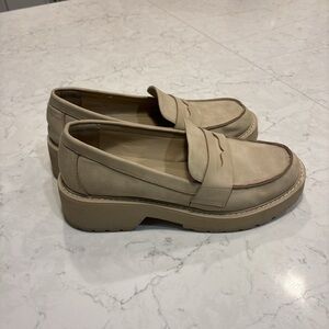 Elegant Tan Loafers for Women